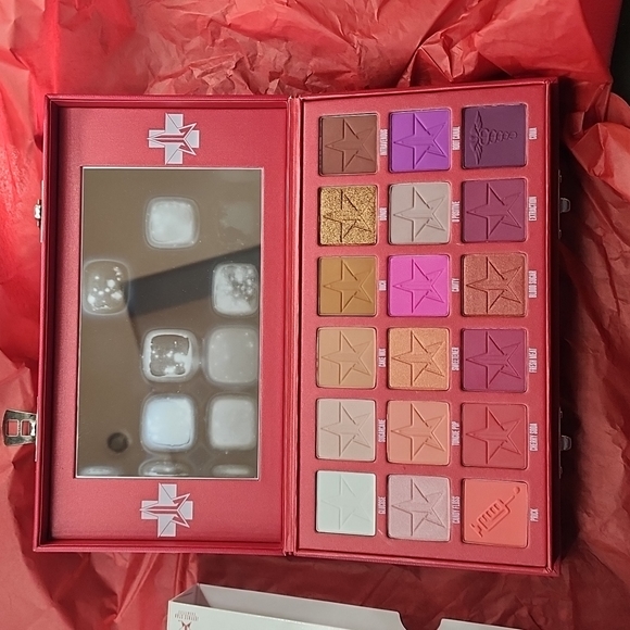Jeffree star New blood sugar eyeshadow palette - Picture 4 of 7